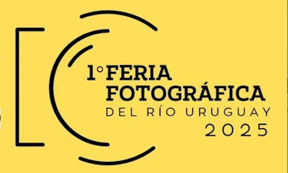 Feria fotográfica del río Uruguay en Colón